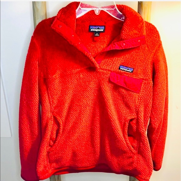 Patagonia Sweaters - Patagonia fleece jacket size size Small pullover